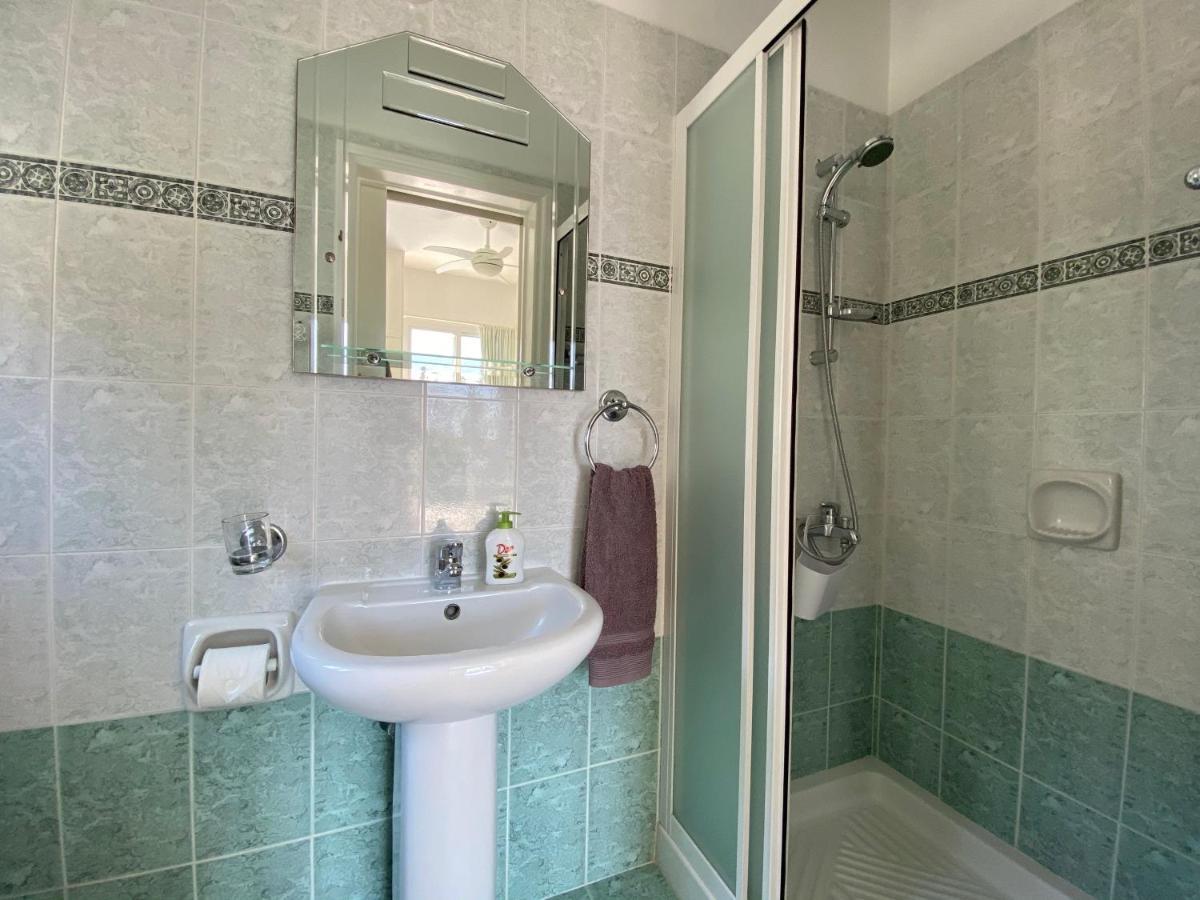 Villa Alicia With Priv Pool, Beautiful Garden And Shady Veranda- 5 Min To The Beach Peyia Buitenkant foto