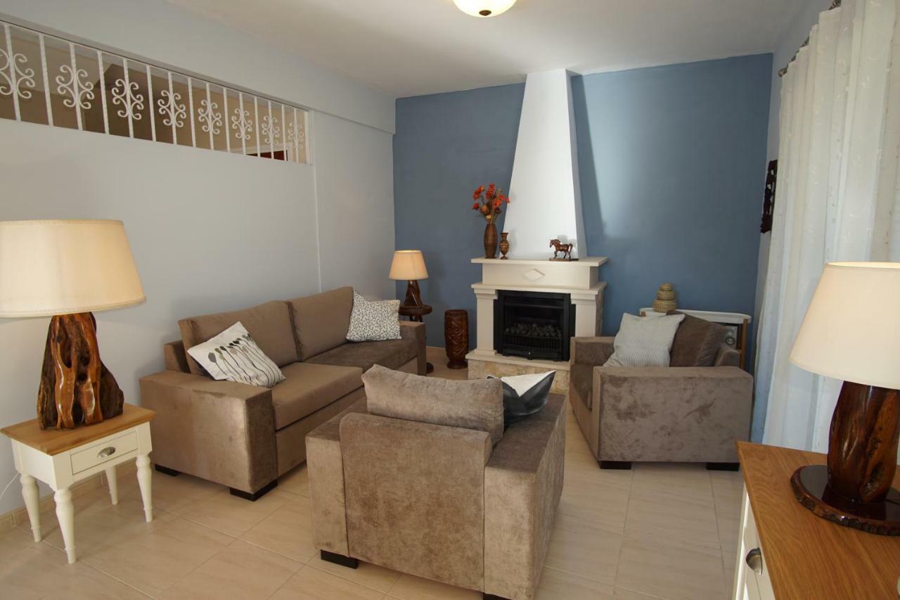 Villa Alicia With Priv Pool, Beautiful Garden And Shady Veranda- 5 Min To The Beach Peyia Buitenkant foto